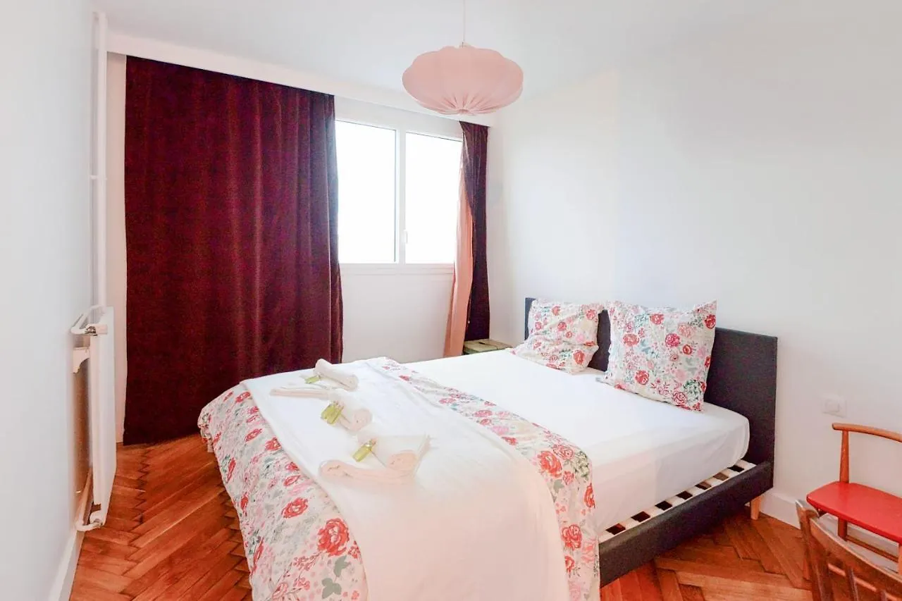 Apt In Height On The Canal View On All Paris Apartment 0*,  France